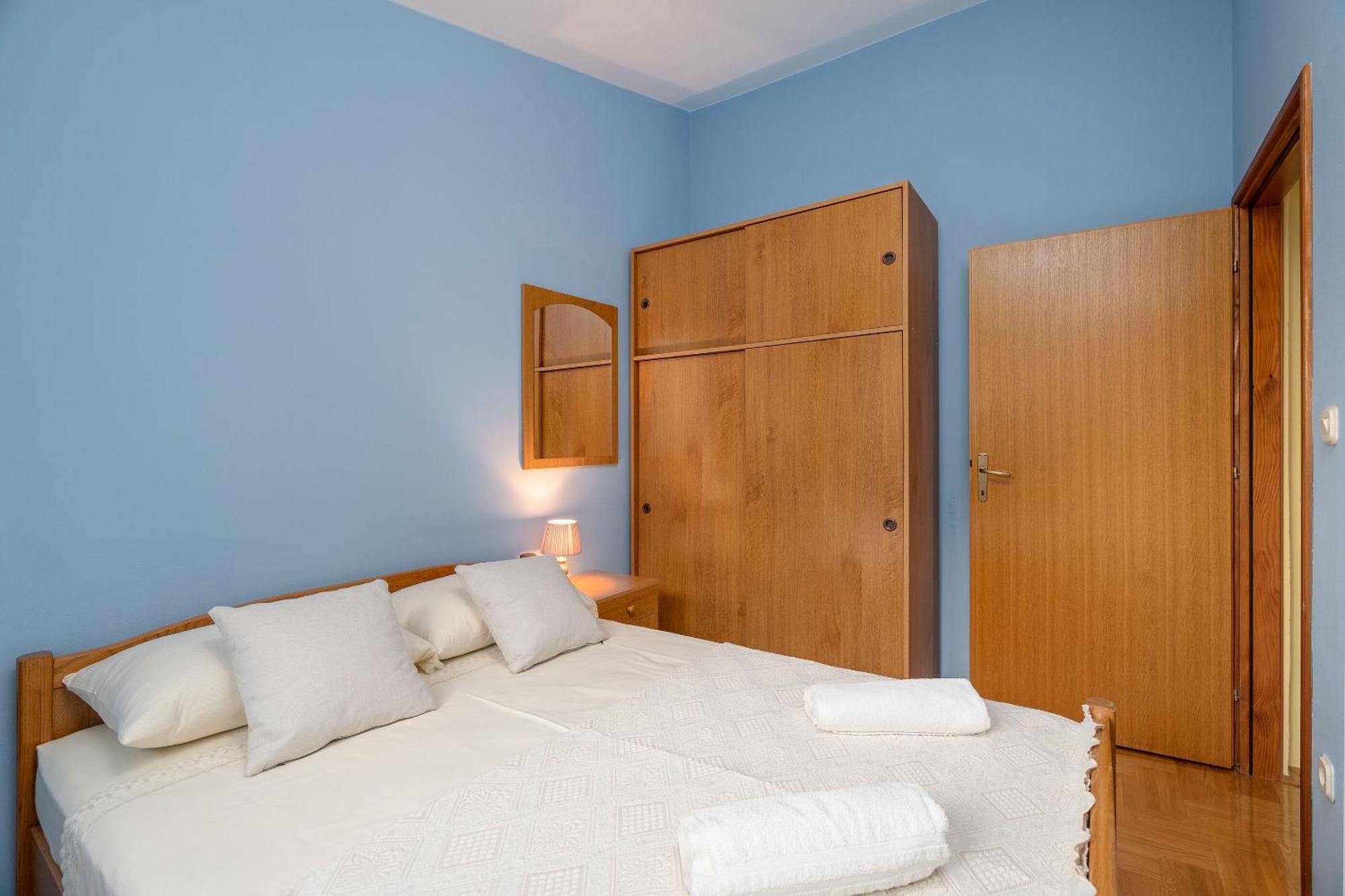 Apartments Jasna Новаля Екстериор снимка