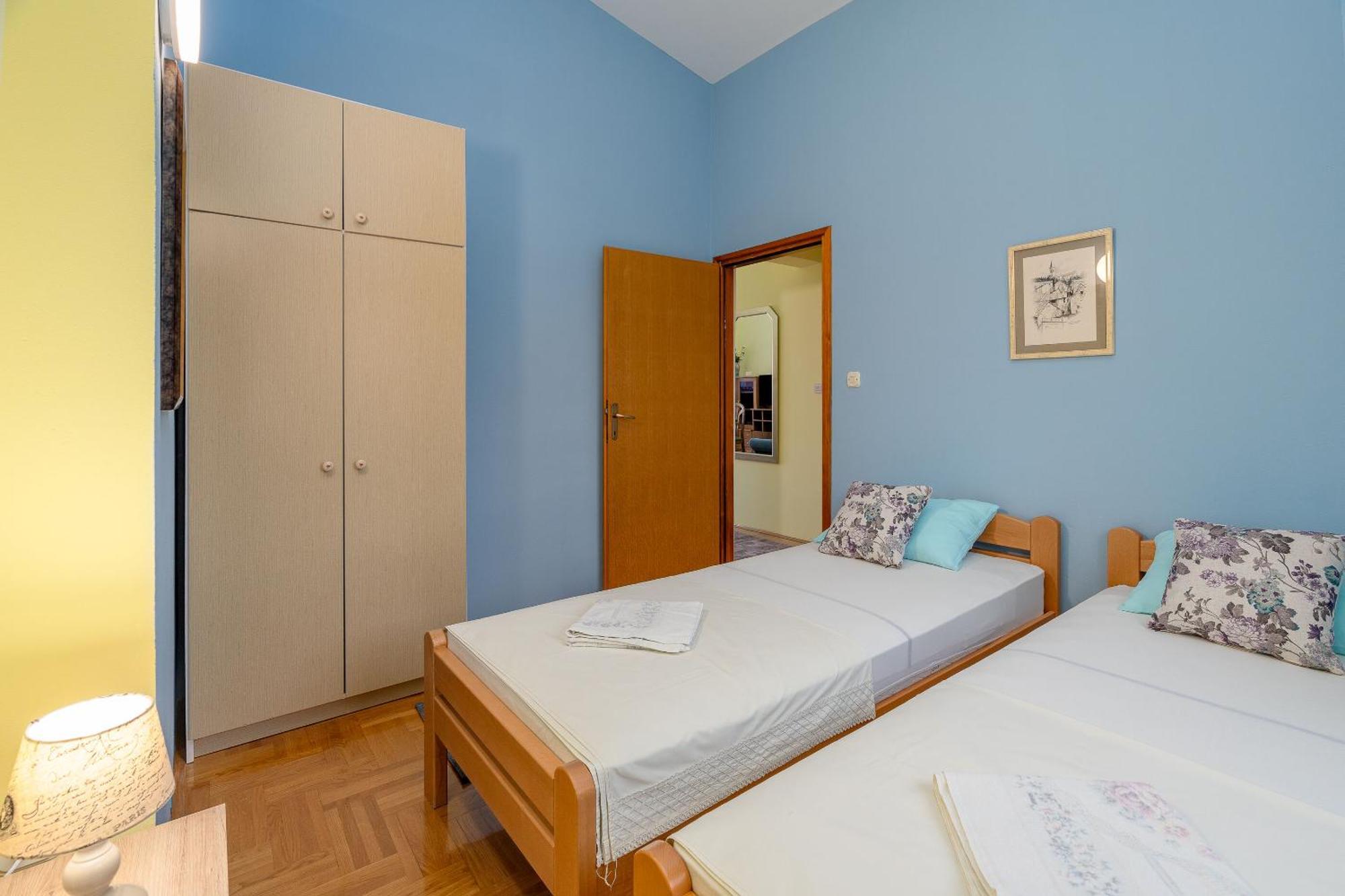 Apartments Jasna Новаля Екстериор снимка
