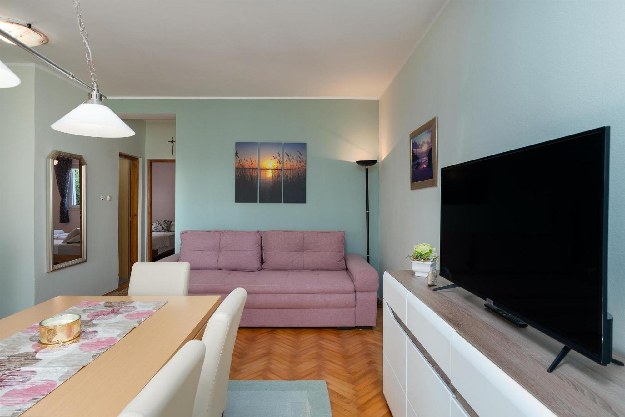 Apartments Jasna Новаля Екстериор снимка